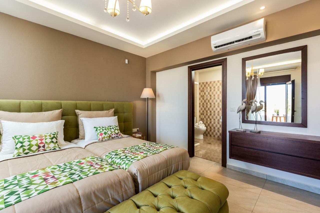 Ino Villa, Unique Group Gatherings, By Thinkvilla Perama  Bagian luar foto