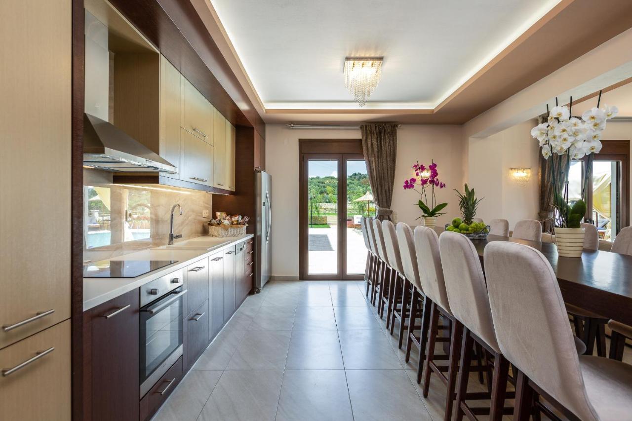 Ino Villa, Unique Group Gatherings, By Thinkvilla Perama  Bagian luar foto